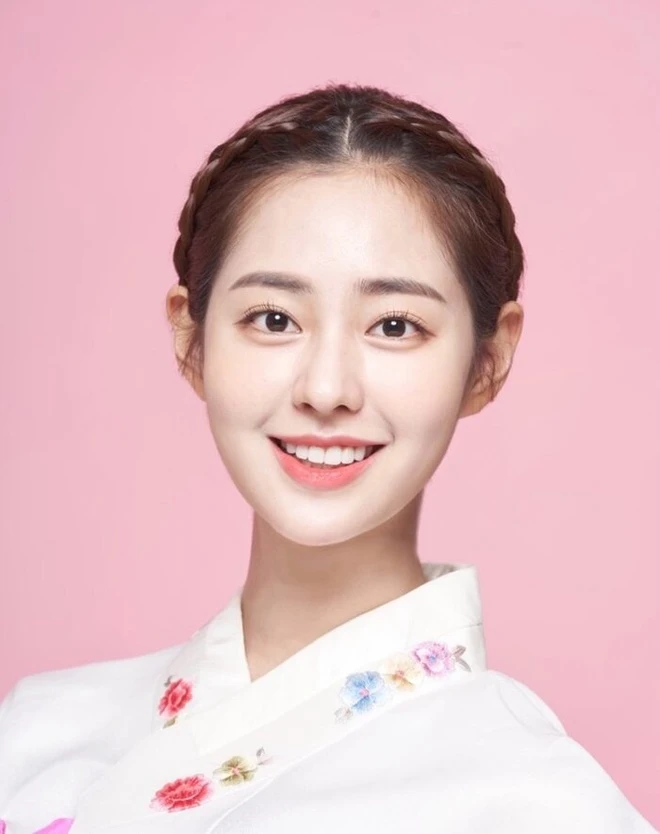 Shin Seul Ki Singles Inferno gây sốt khi đóng chung phim với chị gái Wonyoung - Hình 3
