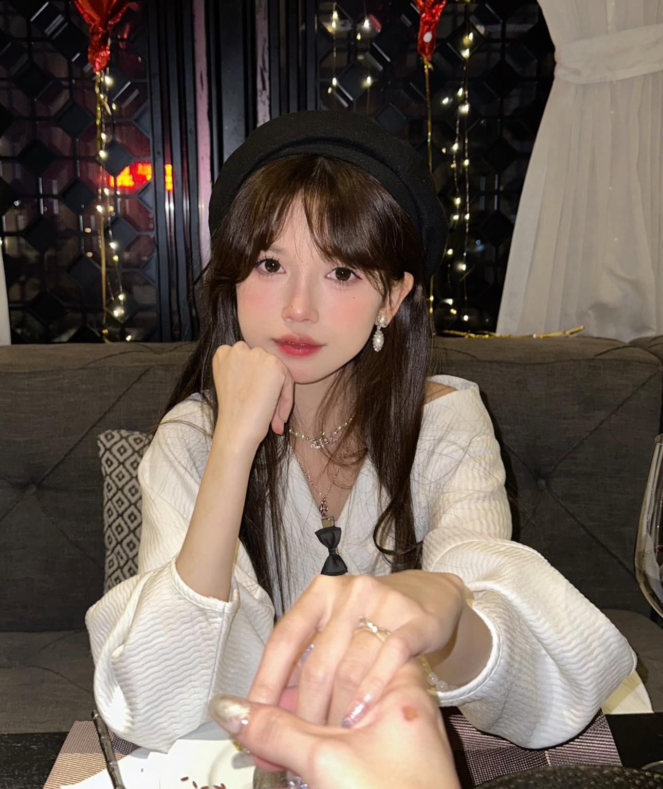 TikToker Pun Pun khoe nhà bố mẹ tặng nhà 14,5 tỷ, netizen chê không đáng tiền! - Hình 13