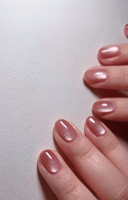 7 mẫu nail đẹp nức nở: Jisoo khởi xướng 1 xu hướng, hay ho nhất là cái tên dải ngân hà - Hình 1