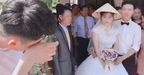 Chú rể mời 13 tình cũ đi đám cưới, cô dâu tỏ thái độ kì lạ làm ai cũng kinh ngạc - Hình 5