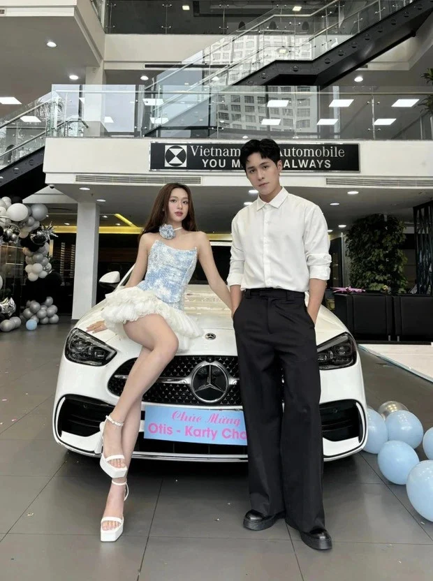 Hot girl Tây Bắc chơi lớn, tặng siêu xe 2 tỷ làm quà quay lại với bạn trai cũ - Hình 3