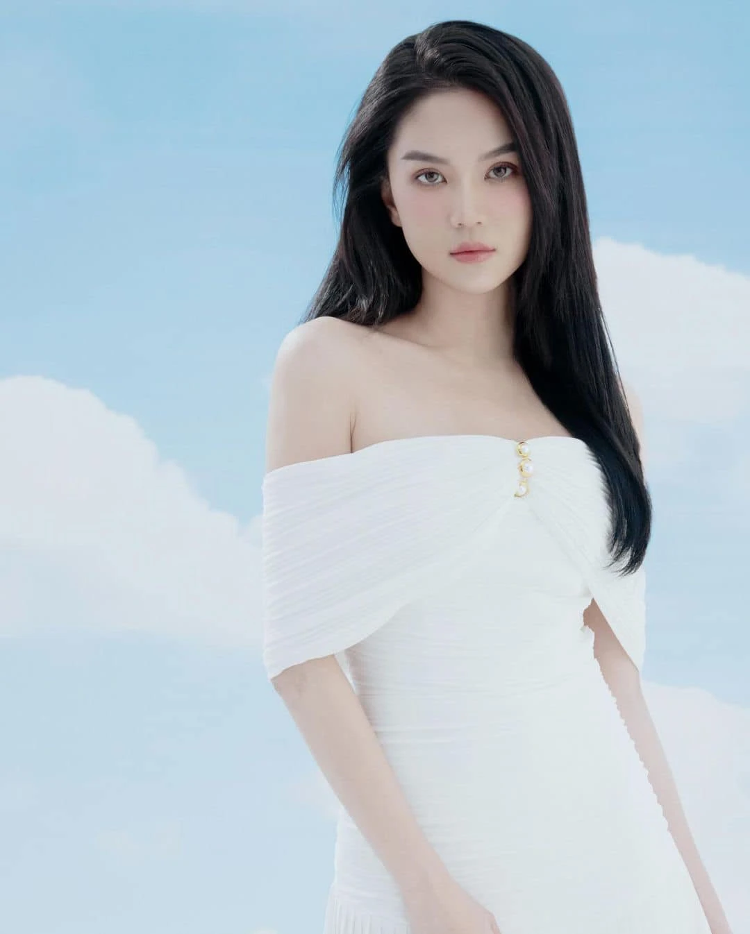 Ngọc Trinh trở về làm gái hư sau ồn ào lao lý, ngựa quen đường cũ? - Hình 1