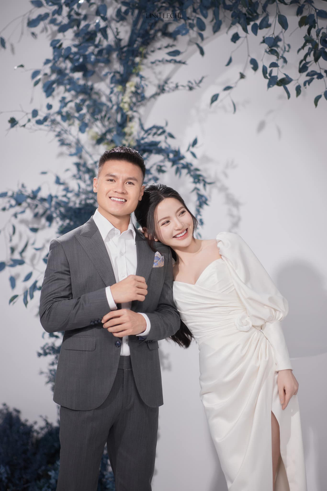 Quang Hải - Chu Thanh Huyền khoe ảnh cưới cứ ngỡ copy paste Văn Hậu - Hải My - Hình 8
