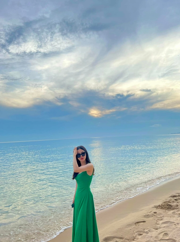 Vợ hậu vệ Hồng Duy gia thế không phải dạng vừa, tiểu thư sở hữu cơ ngơi bạc tỷ - Hình 7