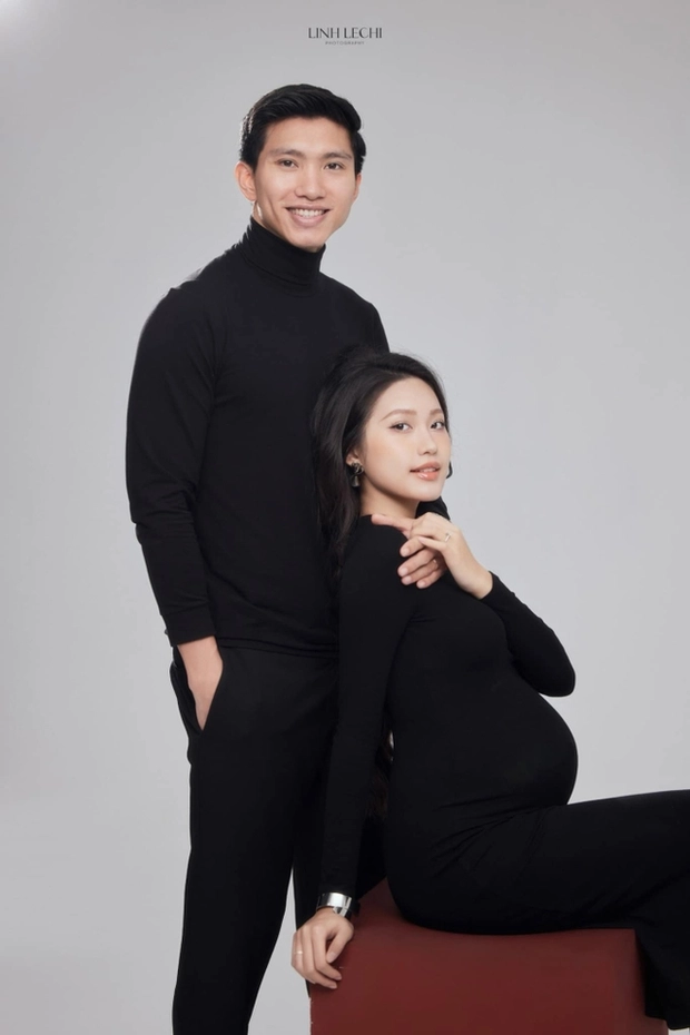 Đoàn Văn Hậu - Doãn Hải My chính thức công khai có con, tung ảnh bầu cực xịn - Hình 2