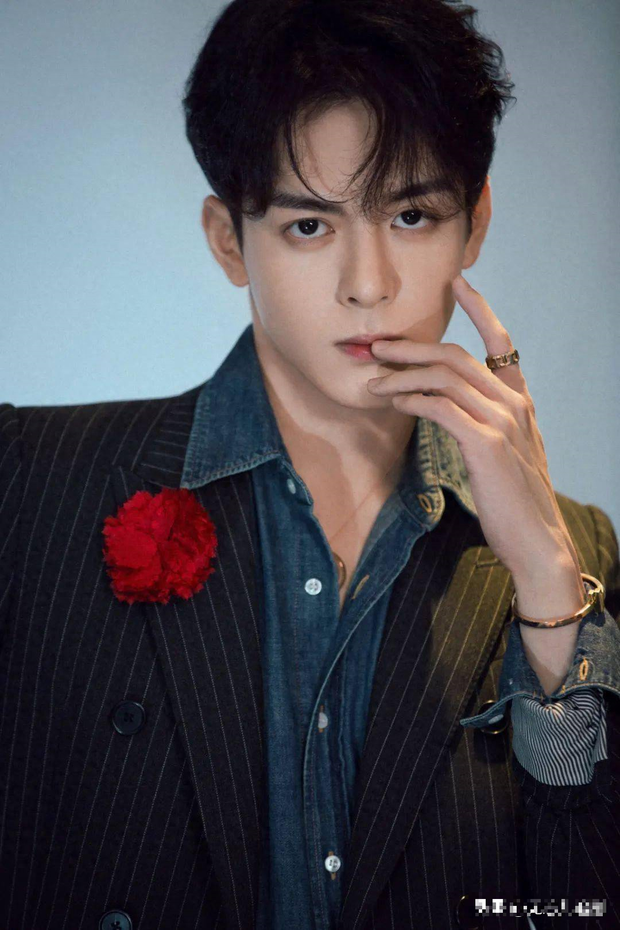 Tăng Thuấn Hy: Mẹ giả bệnh cầu xin đừng vào showbiz, nhà giàu từ phim đến đời - Hình 2