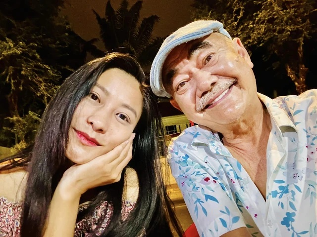 NSND Việt Anh vướng tin đang yêu cô gái trẻ ở tuổi U70, chính chủ lên tiếng - Hình 2