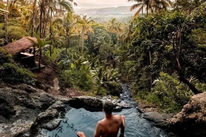 Khách đến Bali không được ăn uống, nói chuyện ngày 11/3 - Hình 1