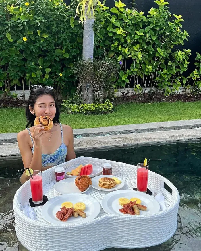 Khách đến Bali không được ăn uống, nói chuyện ngày 11/3 - Hình 4