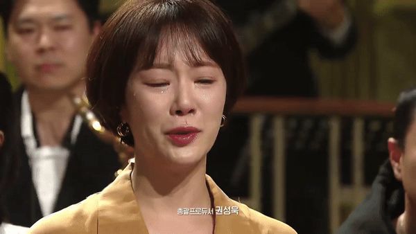 Hwang Jung Eum bật khóc nức nở trên sóng truyền hình, công khai cạnh khóe chồng đại gia sau vụ ngoại tình chấn động - Hình 1