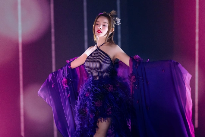 Chị đẹp Huyền Baby: Hot girl không tuổi, chồng cho 24 tỷ đồng để tiêu vặt - Hình 6