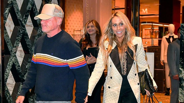 Vụ Mẹ Miley Cyrus cướp bạn trai con gái: Hé lộ tình tiết tưởng chỉ ở trong phim - Hình 5