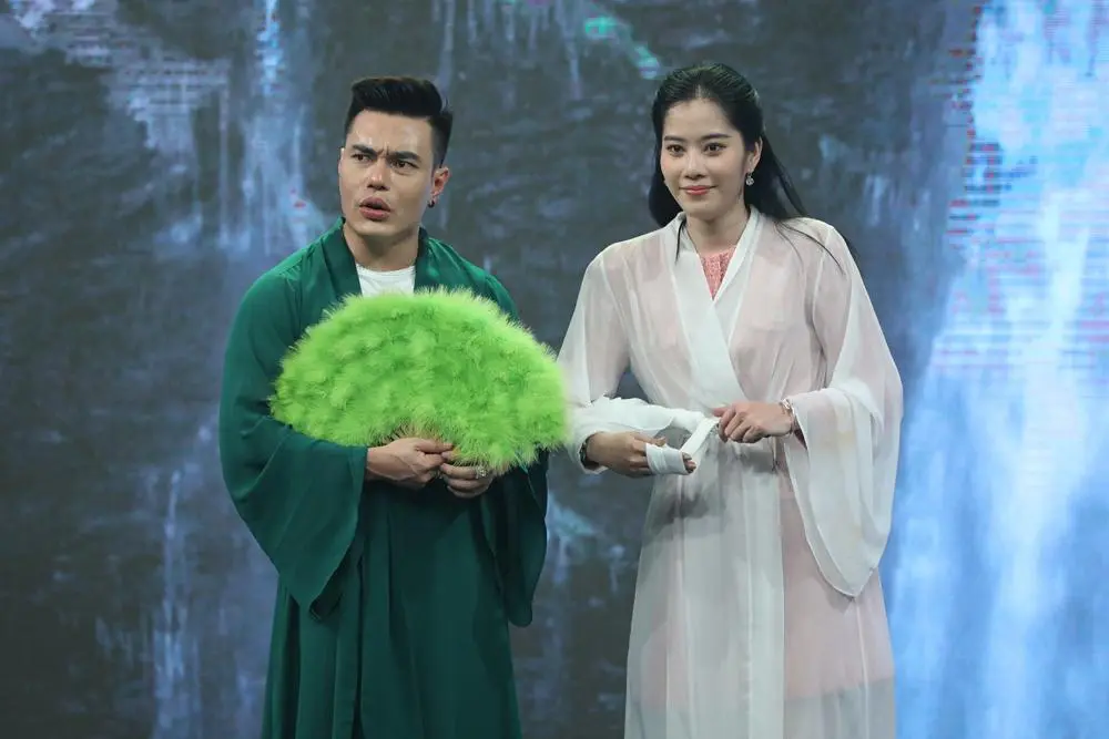 Nam Em đại náo livestream Hà Hồ, cố tình hại đàn chị, vẫn được 1 đàn anh cảm ơn - Hình 5