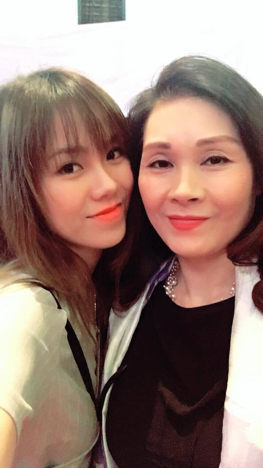 BTV Nhật Lệ: Á hậu kiêm nữ MC đời đầu Thời sự 19h, cuộc sống hiện tại gây tò mò - Hình 9