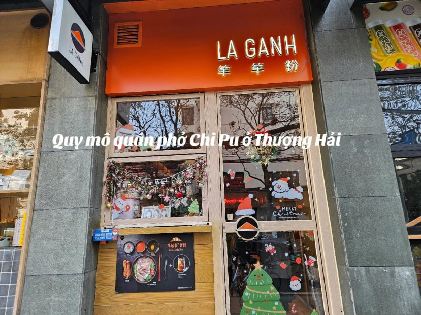 Chi Pu bán phở bị người Việt chê mất gốc, bỏ bùa khách Trung vì thứ này - Hình 7