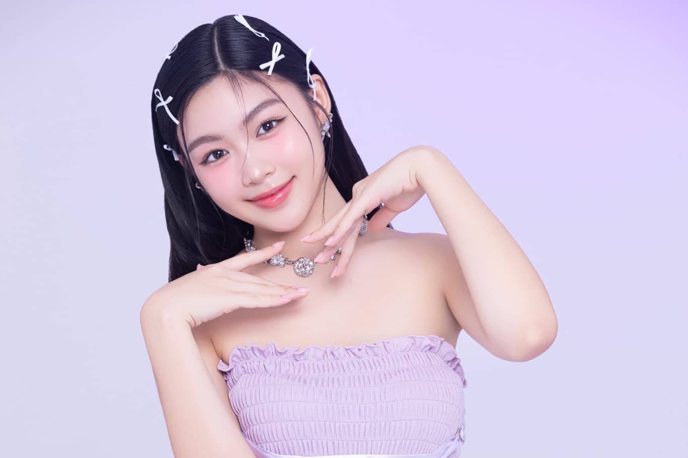 Lọ Lem - con gái Quyền Linh: Tuổi 18 nhan sắc rực rỡ như thiên sứ - Hình 1