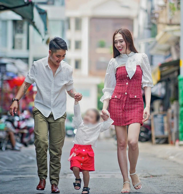 Người đàn ông đầu tiên ở Việt Nam sinh con cuộc sống sau 4 năm như thế nào? - Hình 7