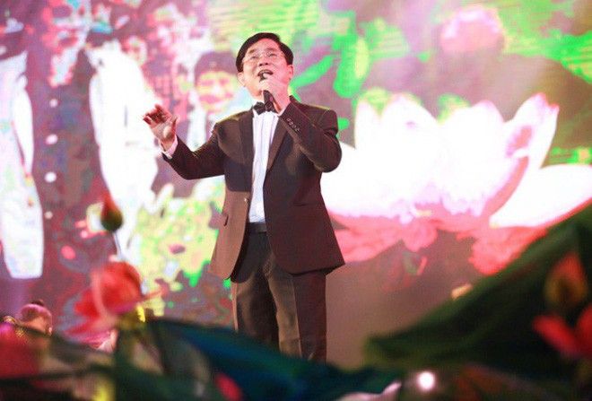 NSND Tiến Dũng: Bố ruột được Hương Tràm tặng biệt thự, thay con xin lỗi Thu Minh - Hình 1