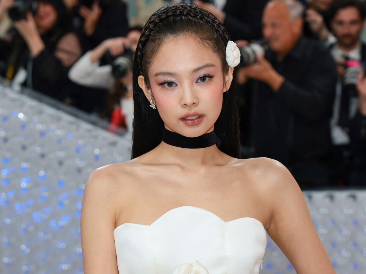Jennie (BLACKPINK) vỗ thẳng mặt YG, chơi cú sốc ai cũng ngỡ ngàng, bật ngửa - Hình 5