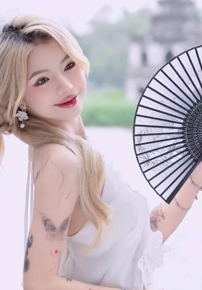 CiiN vượt mặt Đào Lê Phương Hoa đứng top trend, Mẫn Nhi xứ Trung chỉ còn cái tên - Hình 1