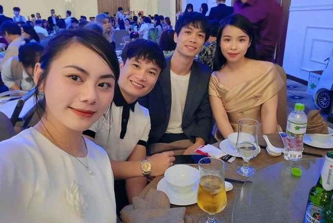 Công Phượng không dự đám cưới đồng đội, cố tình tránh mặt Hoà Minzy? - Hình 1