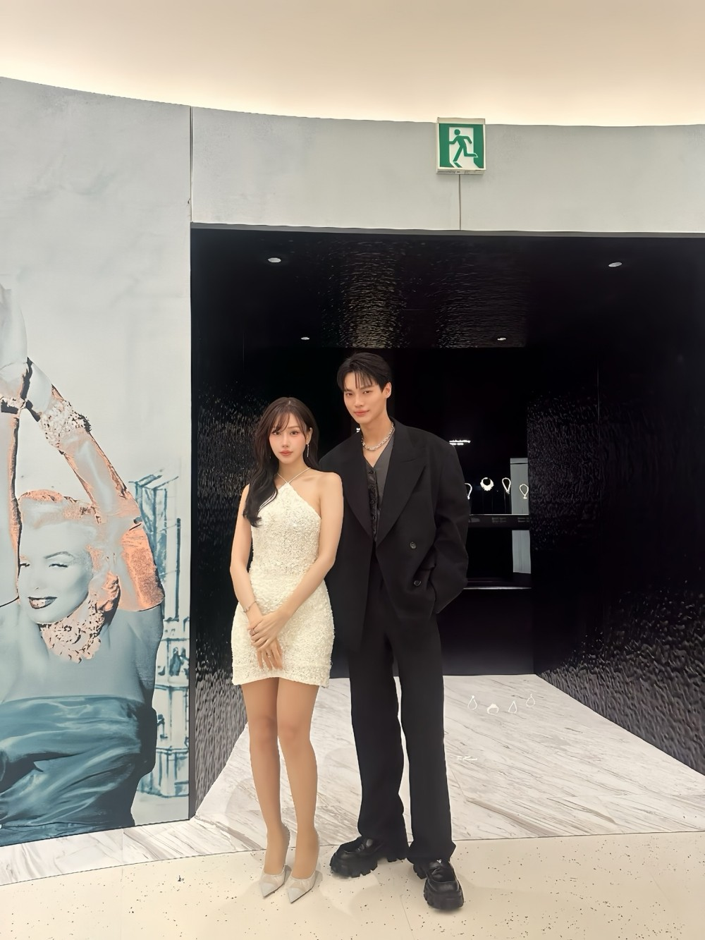 MIN và GREY D chiếm spotlight quốc tế, lấn át Baifern và Hứa Quang Hán - Hình 12