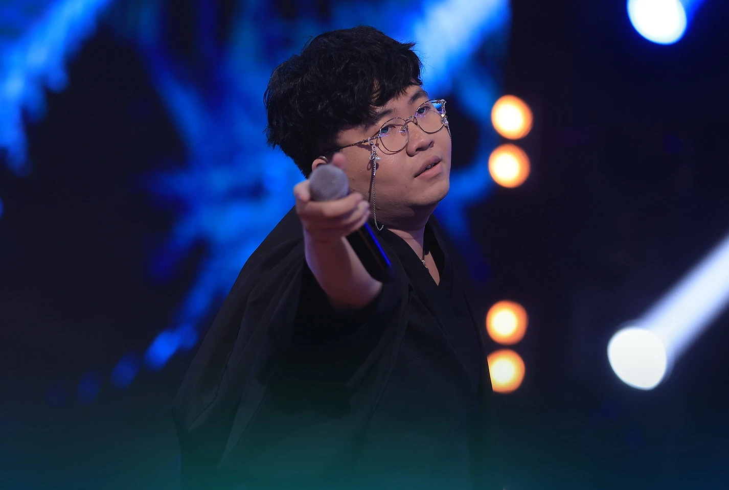 Tọi: thầy giáo tiếng Anh chuyển hướng rapper, màu sắc lạ của Việt rap - Hình 2