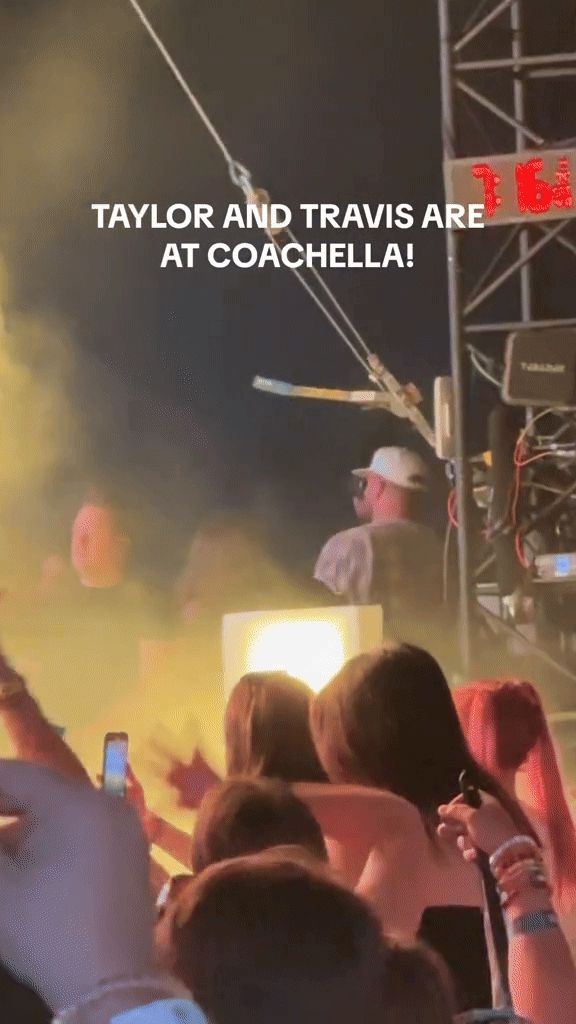 Ngập cẩu lương tại Coachella: Taylor Swift quẩy hết mình bên bạn trai, Justin Bieber có hành động bất ngờ giữa tin ly hôn - Hình 1