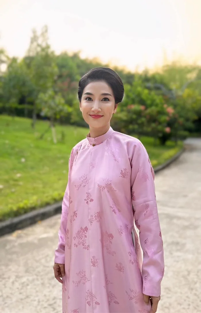 Quỳnh Lam xác nhận chia tay bạn trai Tây, lý do có liên quan đến người thứ 3? - Hình 3