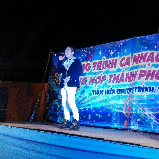 Aki Khoa: Chủ nhân hit Tình Ta Hai Ngã, từng bị Cao Thái Sơn đánh sập bản cover - Hình 2