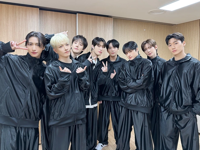 San (ATEEZ): Idol toàn năng, thiên tài sân khấu thế hệ mới, sơ hở là khoe múi - Hình 1