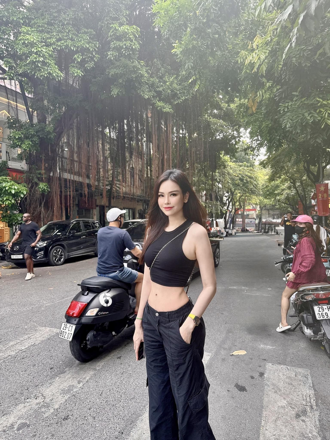 Đào Lan Phương: Con dâu Hoàng Kiều bị đồn tiểu tam, sắc vóc không kém Ngọc Trinh - Hình 12