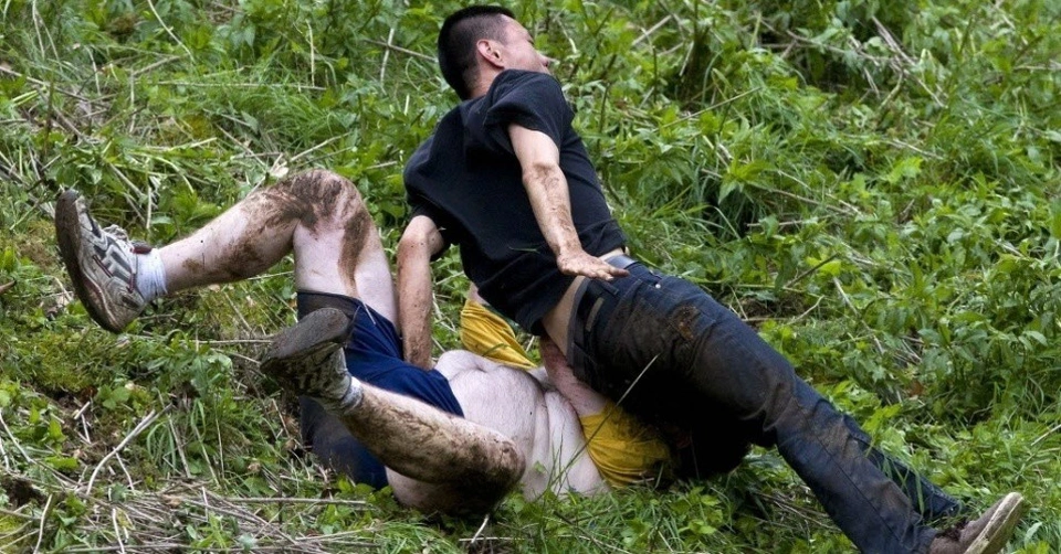 Những cuộc thi độc lạ nhất hành tinh, tưởng chừng không thể tồn tại - Hình 4