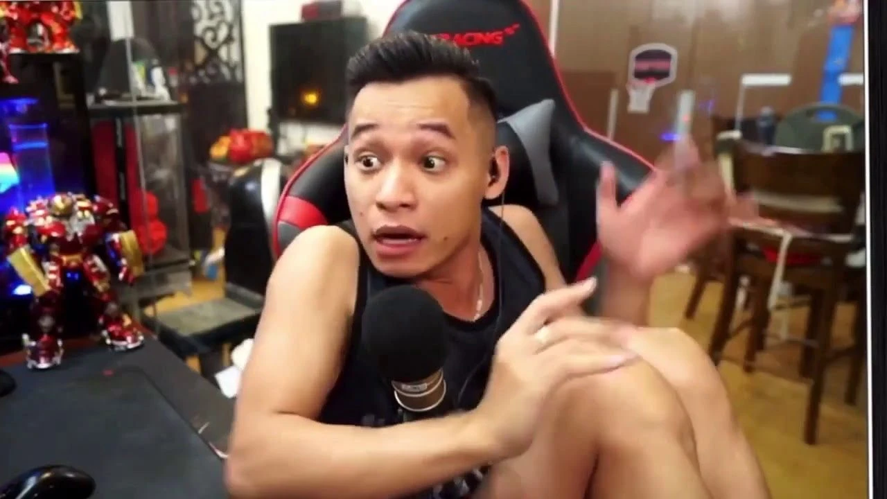 Độ Mixi mất kênh Youtube 7,3 triệu lượt đăng ký, toàn bộ video bay màu - Hình 2