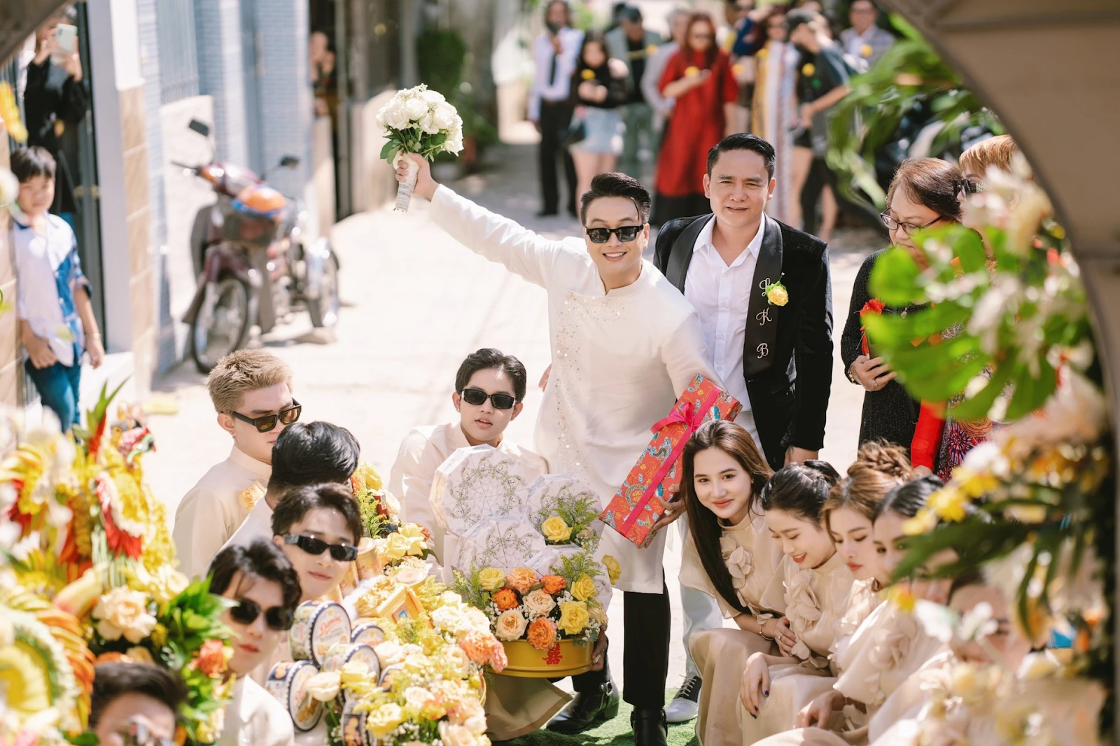 Đám cưới Titi: HKT hội ngộ nhưng thiếu 1 người, nghi vấn giận hờn chưa hóa giải - Hình 3