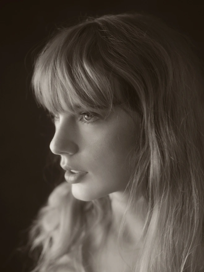Taylor Swift vào trại tâm thần, viết 72 lá thư cho tình cũ, gọi ai đó là chồng - Hình 4