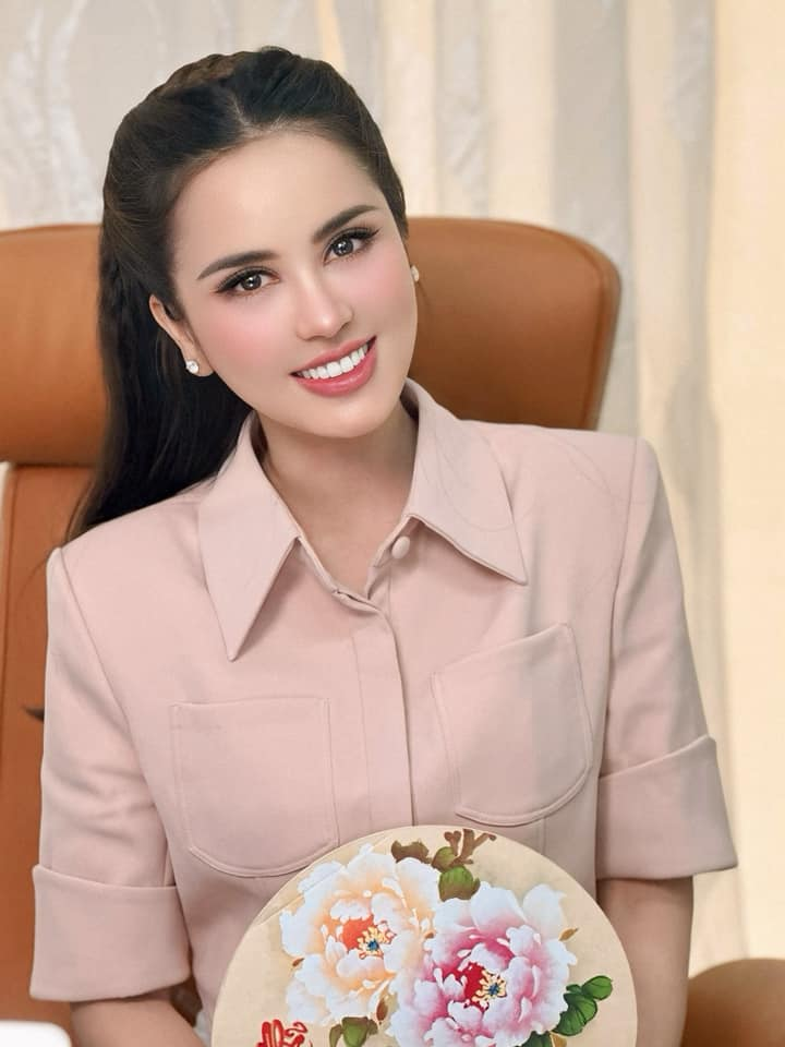 Nhã Lê: Bà trùm thẩm mỹ tố Anna Bắc Giang, quá khứ không ba mẹ, dòng họ hắt hủi - Hình 1