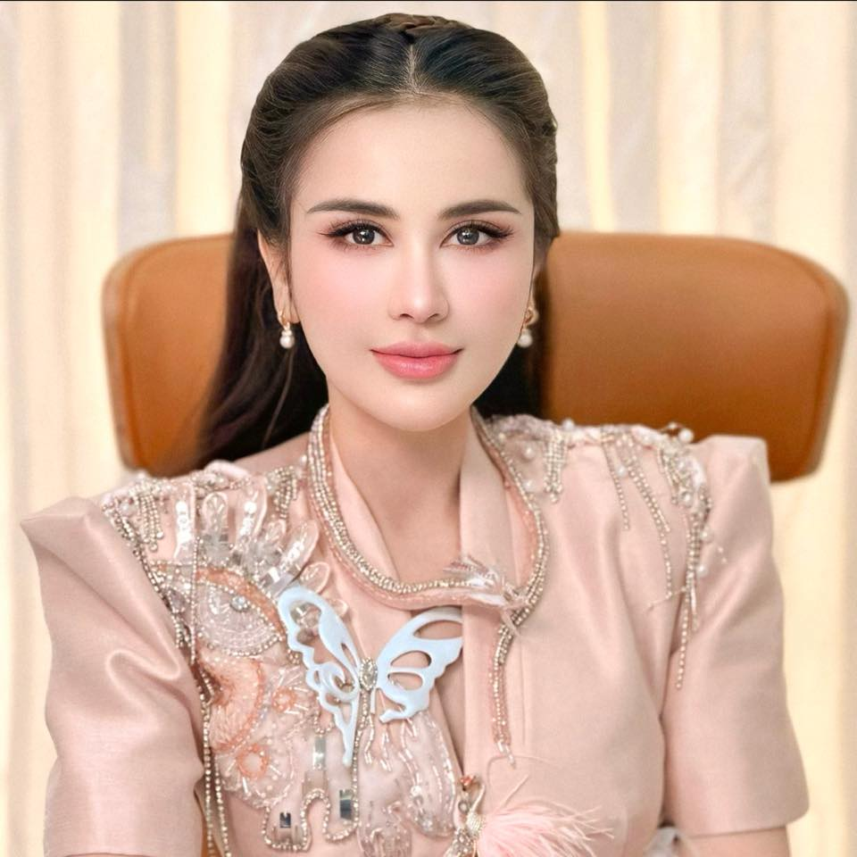 Nhã Lê: Bà trùm thẩm mỹ tố Anna Bắc Giang, quá khứ không ba mẹ, dòng họ hắt hủi - Hình 6