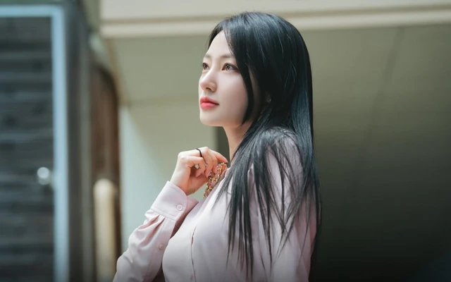 Song Ha Yoon lại dính thêm phốt, bị tố thái độ lồi lõm khi du lịch ở Việt Nam - Hình 4