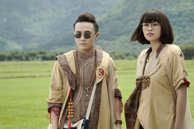 Dự án điện ảnh Nhà Gia Tiên tung first-look poster ấn tượng, đánh dấu sự trở lại đường đua điện ảnh của Huỳnh Lập - Hình 3