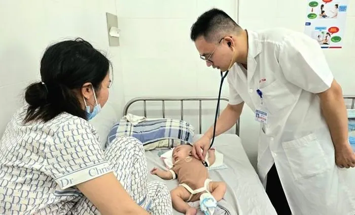 troi nang nong nhieu tre nhap vien benh da nang bac si chi cach phong tranh a9d 7133065