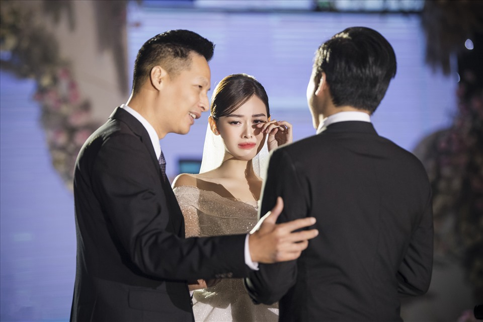 Ba chàng rể cực phẩm khiến các Á hậu quyết theo chồng bỏ cuộc chơi - Hình 5