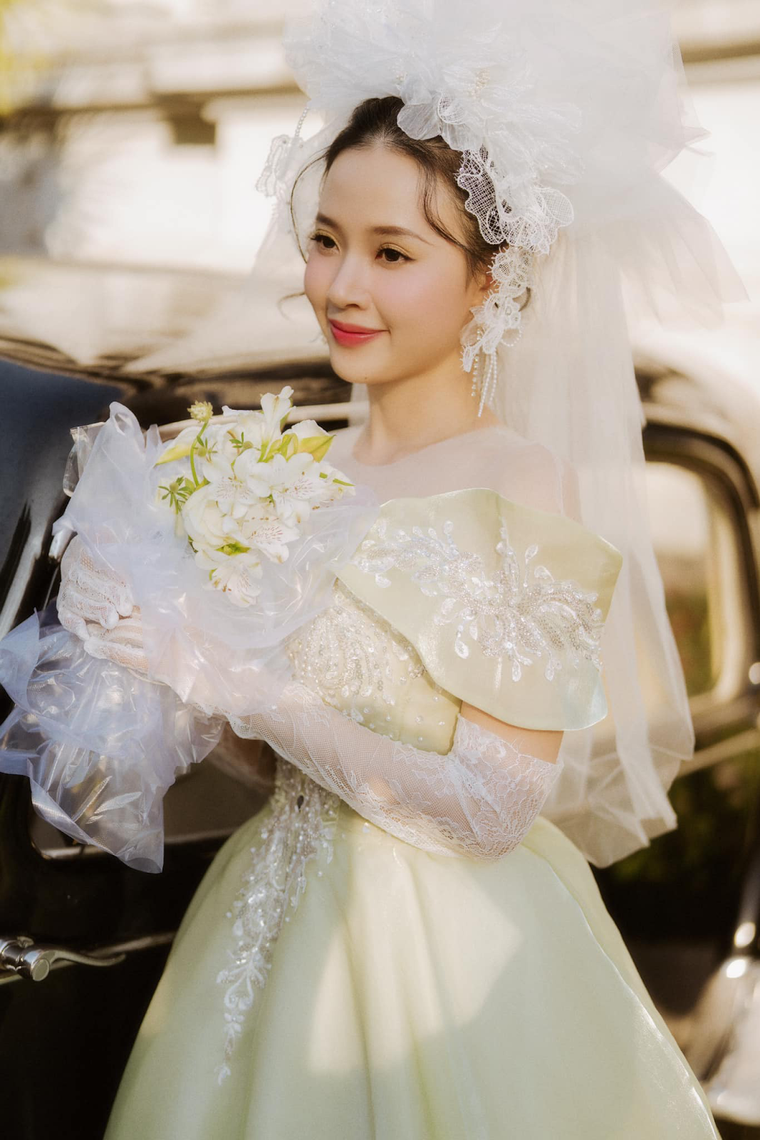 Midu khoe biệt thự tiền tỷ, háo hức thông báo chuyện lấy chồng - Hình 9