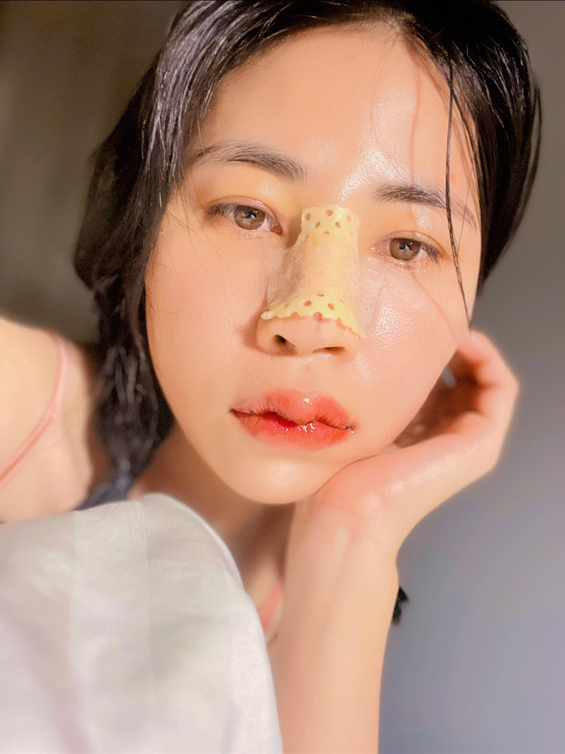 Thơ Nguyễn đáp trả lời tố sửa nát mặt, so với Bảo Ngọc, nhấn mạnh đã giải nghệ - Hình 1