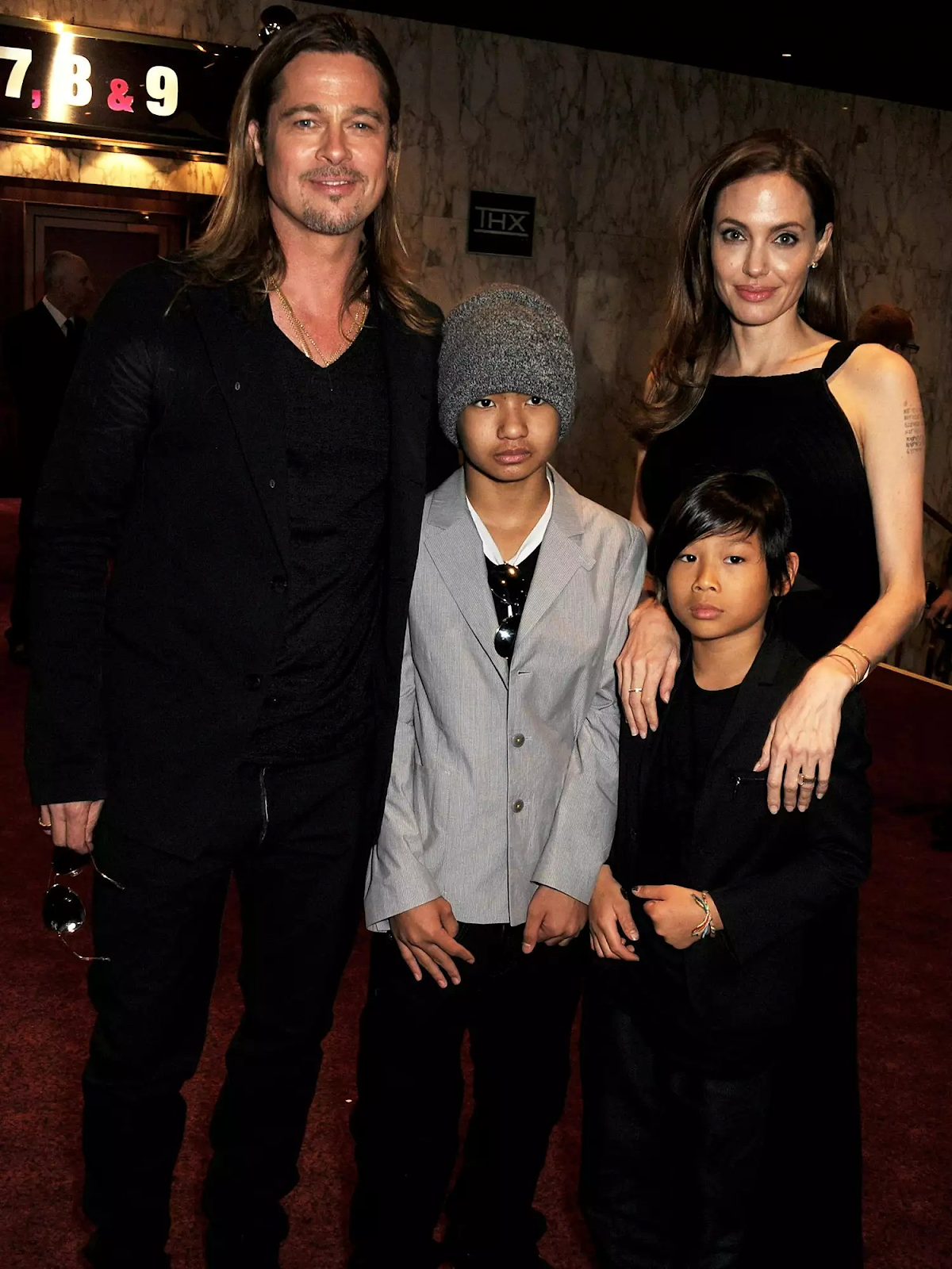 Pax Thiên xuất hiện lẻ bóng sau bất hoà với em gái Shiloh vì Brad Pitt - Hình 6