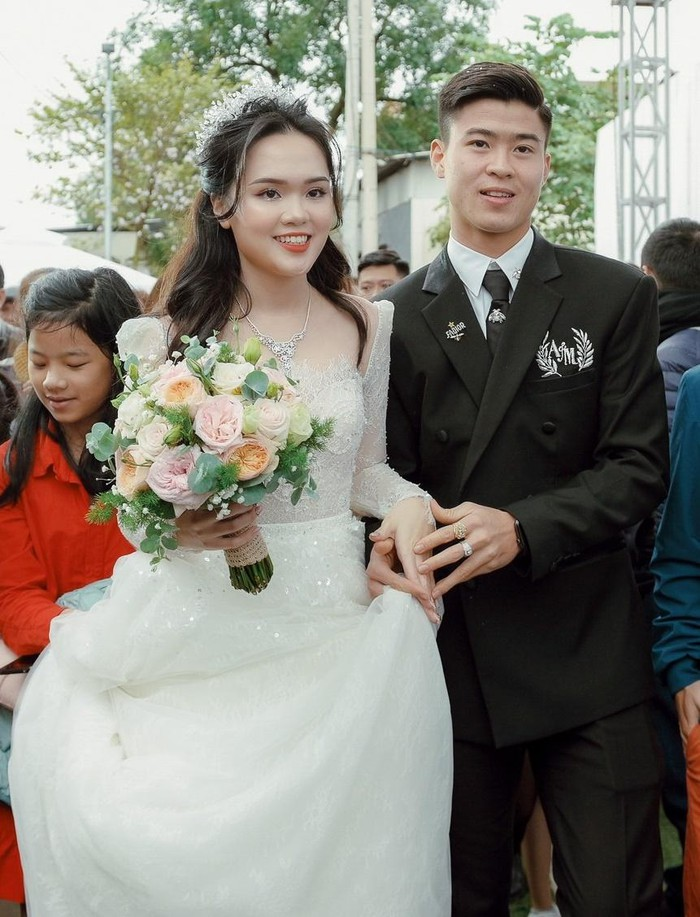 Quỳnh Anh: Vướng ồn ào bị chồng cầu thủ Duy Mạnh đánh, phốt nợ lương nhân viên - Hình 7
