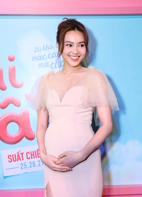 Lan Ngọc lộ ảnh đã sinh con tại Úc, danh tính cha em bé bị lộ, thực hư ra sao? - Hình 2