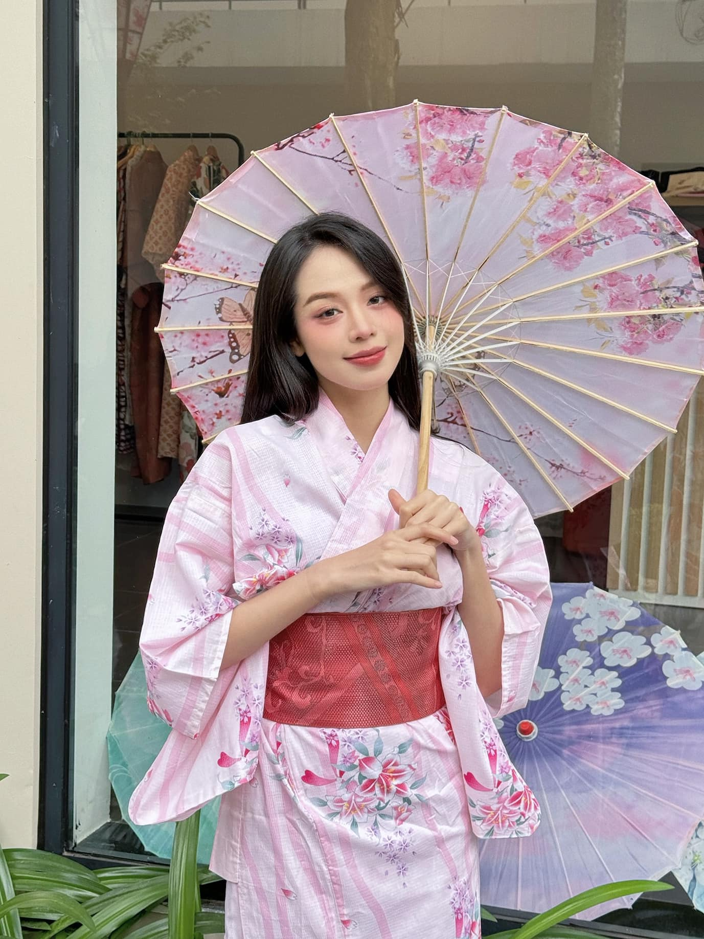 Lộ đối thủ thua xa Hoa hậu Thanh Thủy tại Miss International, VN thở phào? - Hình 7