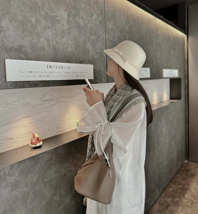 Hotgirl Nga Anh: Tình mới hẹn hò chồng cũ MC Mai Ngọc, top 10 cuộc thi nhan sắc - Hình 7