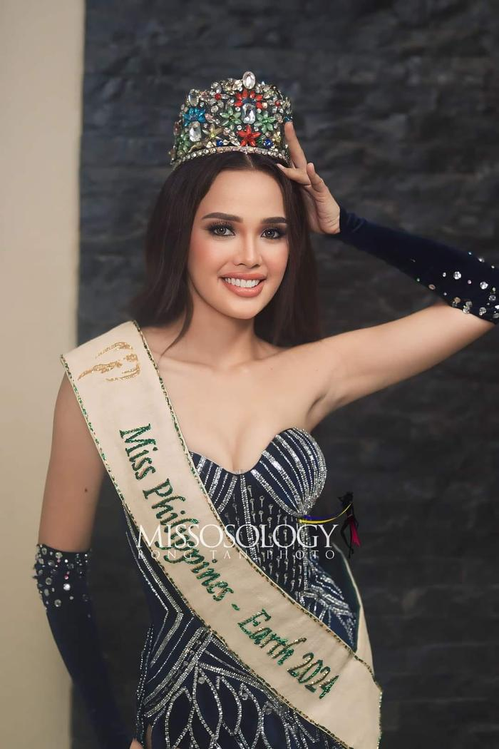 Miss Earth Philippines 2024 lộ diện: Là chuyên gia tâm lý, giống Ngọc Châu y đúc - Hình 2